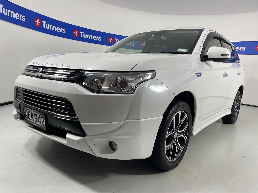Photo '4' of Mitsubishi Outlander
