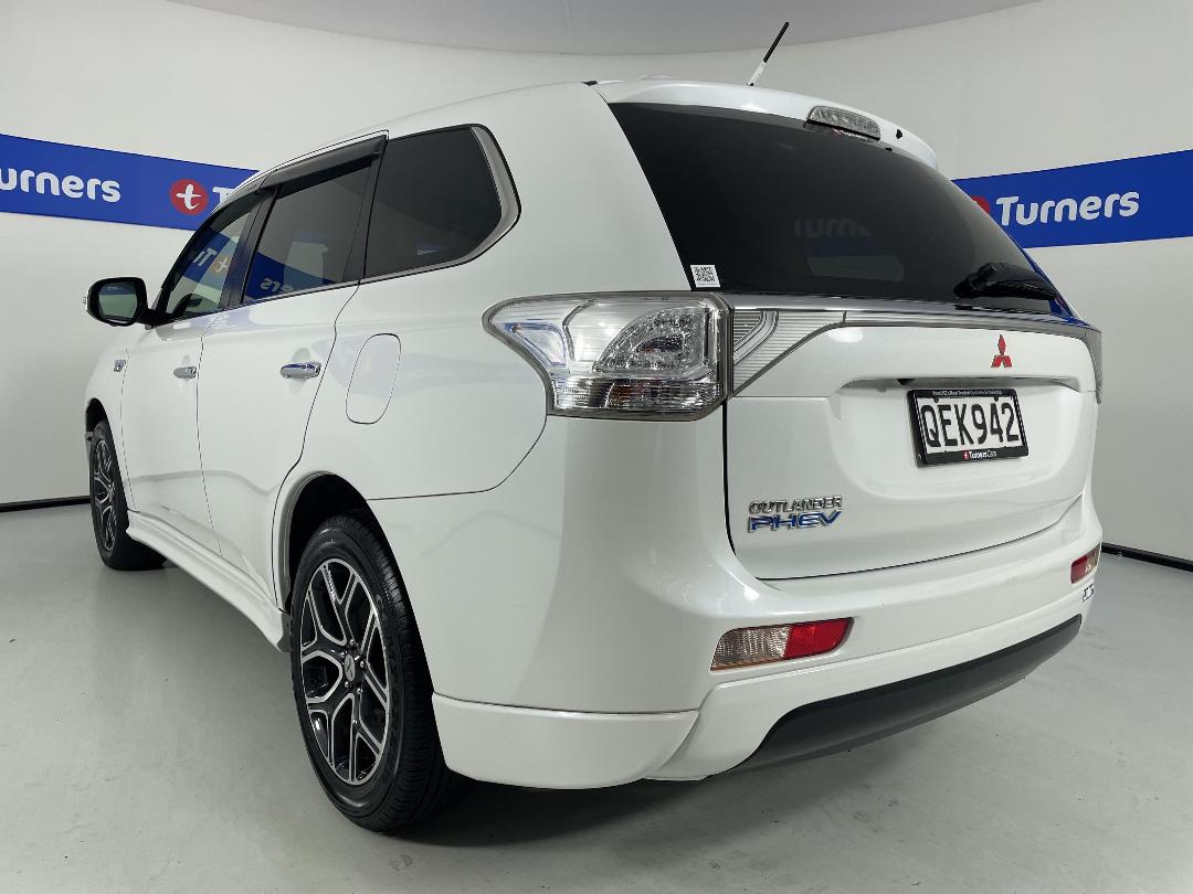Photo '5' of Mitsubishi Outlander