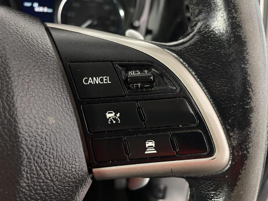 Photo '25' of Mitsubishi Outlander