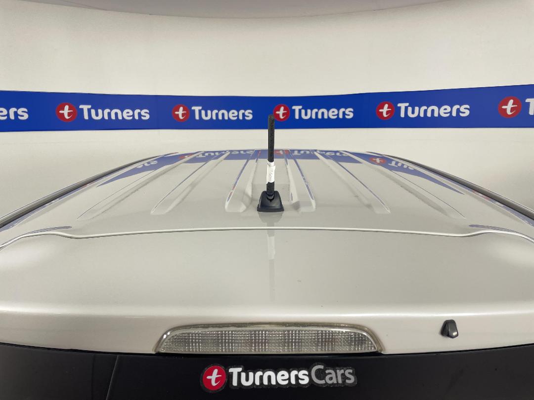 Photo '33' of Mitsubishi Outlander