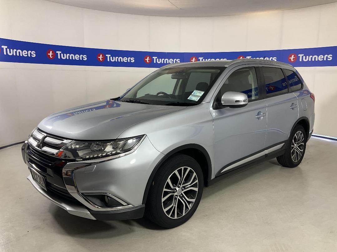 Photo '4' of Mitsubishi Outlander