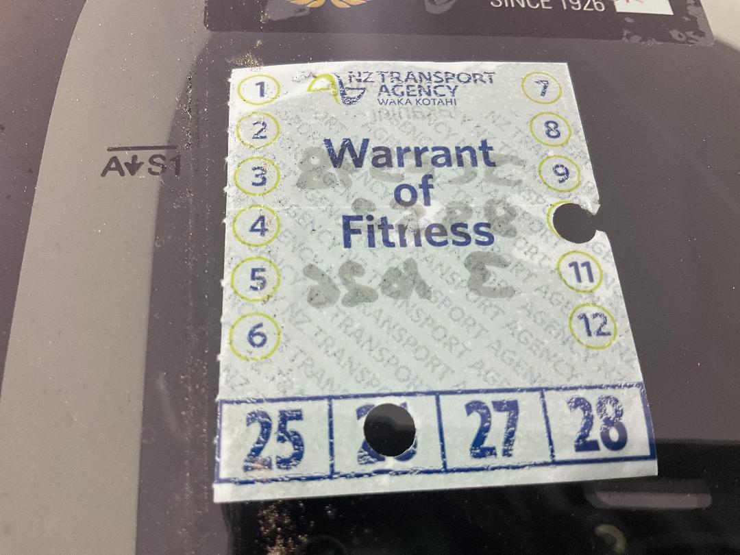 Photo '23' of Mitsubishi Outlander