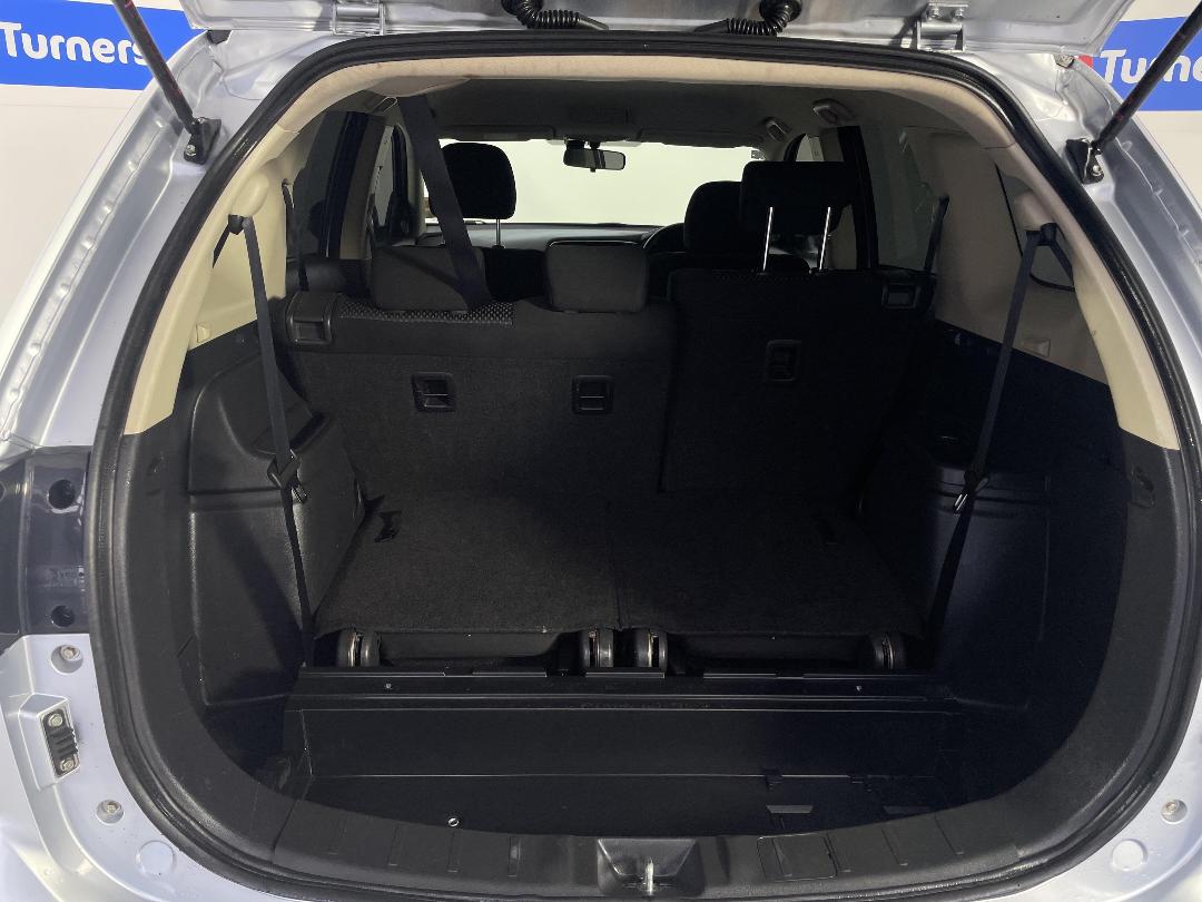 Photo '14' of Mitsubishi Outlander Photo '14' of Mitsubishi Outlander