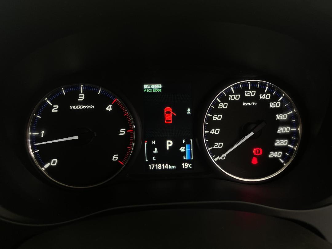 Photo '21' of Mitsubishi Outlander Photo '21' of Mitsubishi Outlander