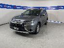 Thumbnail '4' of Mitsubishi Outlander
