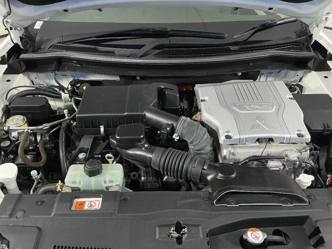 Photo '13' of Mitsubishi Outlander Photo '13' of Mitsubishi Outlander