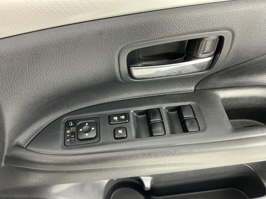 Photo '26' of Mitsubishi Outlander Photo '26' of Mitsubishi Outlander