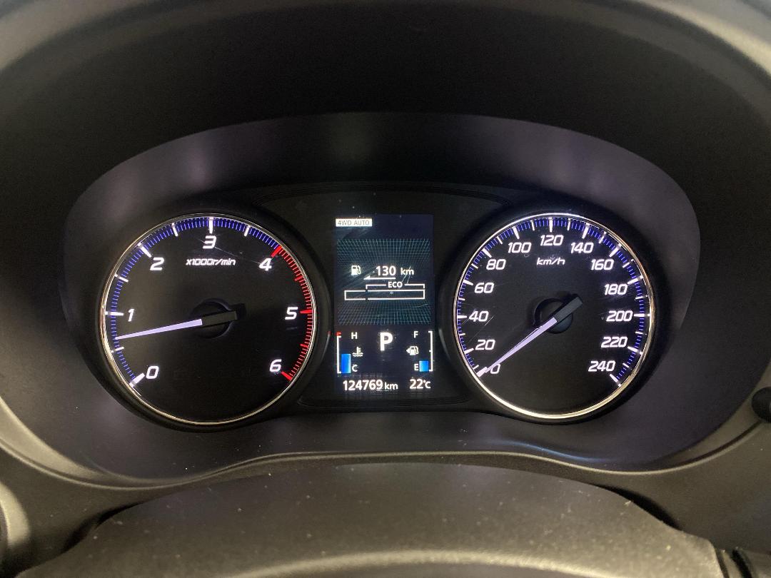 Photo '21' of Mitsubishi Outlander