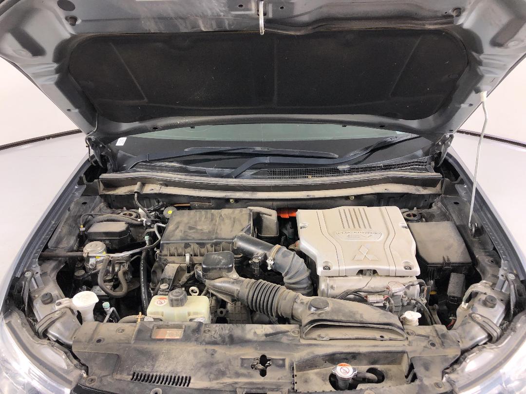 Photo '13' of Mitsubishi Outlander Photo '13' of Mitsubishi Outlander