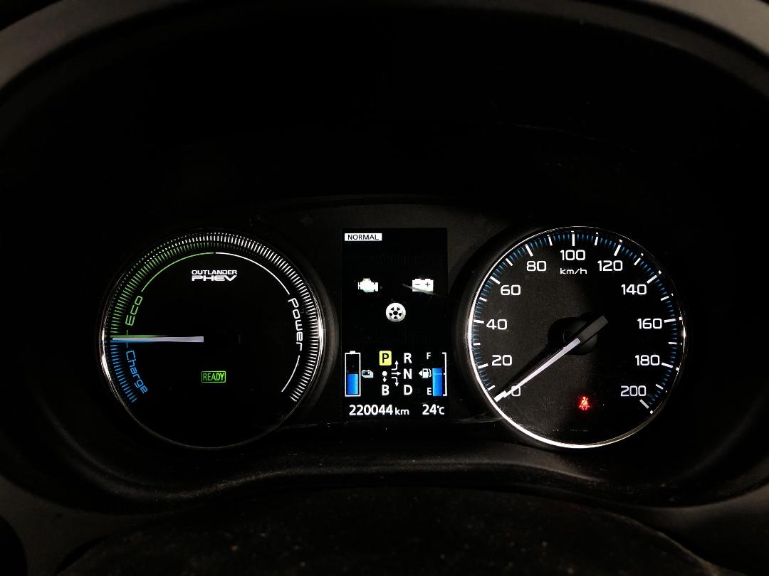 Photo '21' of Mitsubishi Outlander Photo '21' of Mitsubishi Outlander