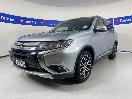 Thumbnail '4' of Mitsubishi Outlander