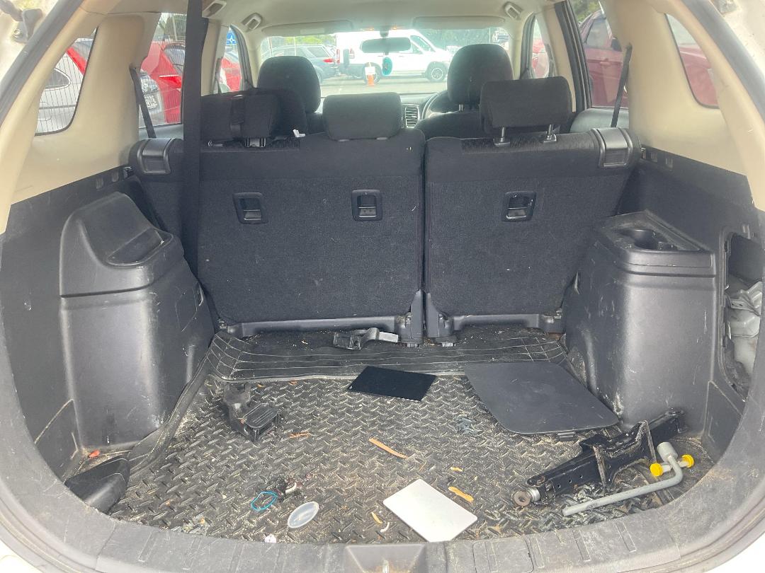 Photo '6' of Mitsubishi Outlander LS