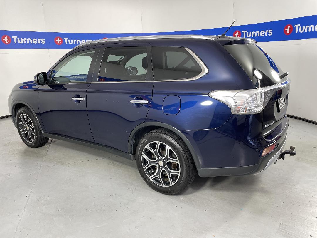 Photo '5' of Mitsubishi Outlander