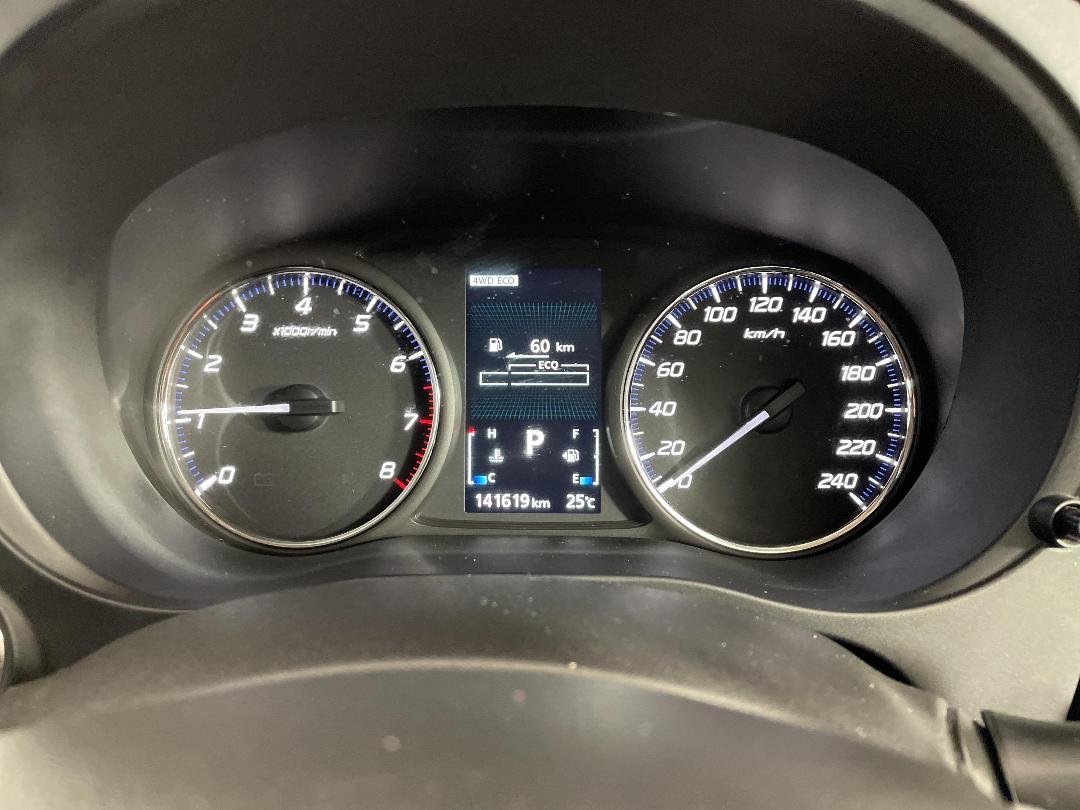 Photo '21' of Mitsubishi Outlander