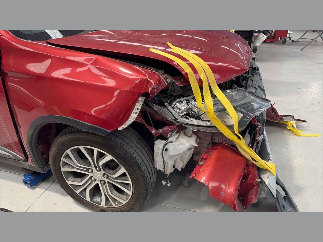 Photo '9' of Mitsubishi Outlander Photo '9' of Mitsubishi Outlander