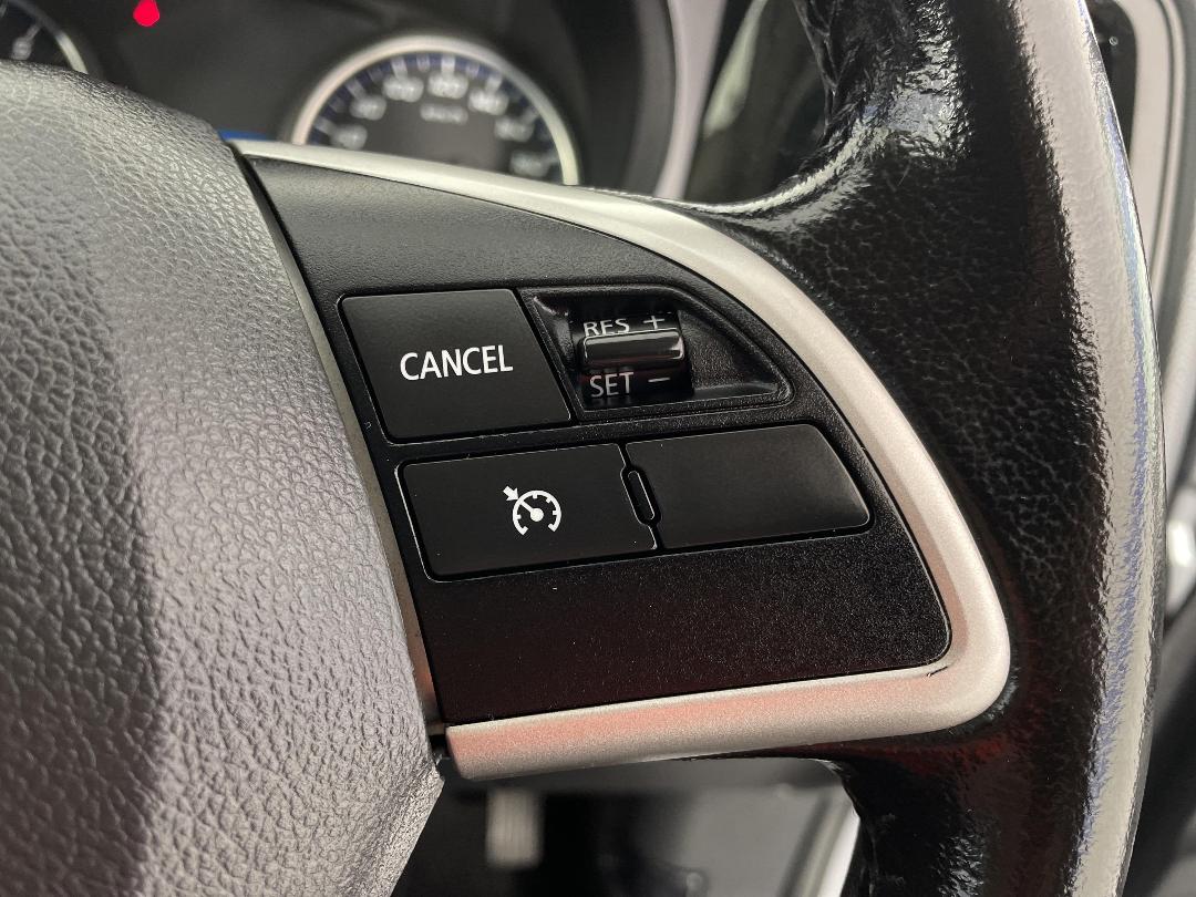 Photo '25' of Mitsubishi Outlander