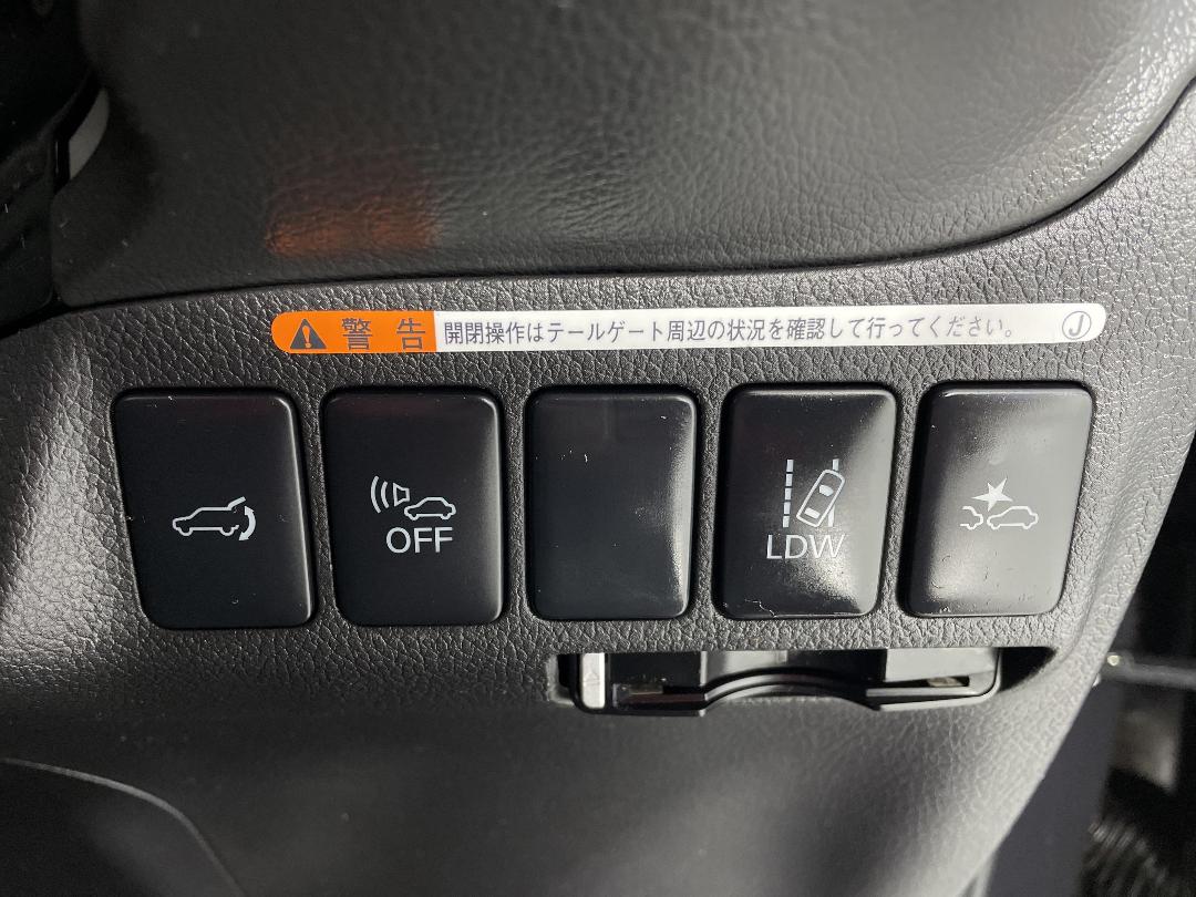 Photo '24' of Mitsubishi Outlander