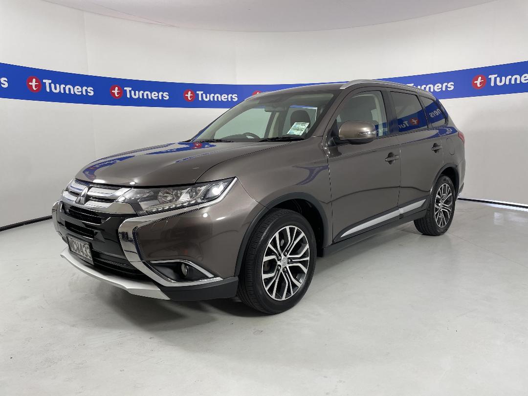 Photo '4' of Mitsubishi Outlander