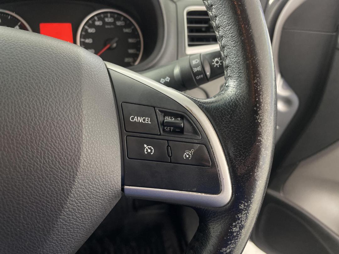 Photo '25' of Mitsubishi Triton Photo '25' of Mitsubishi Triton