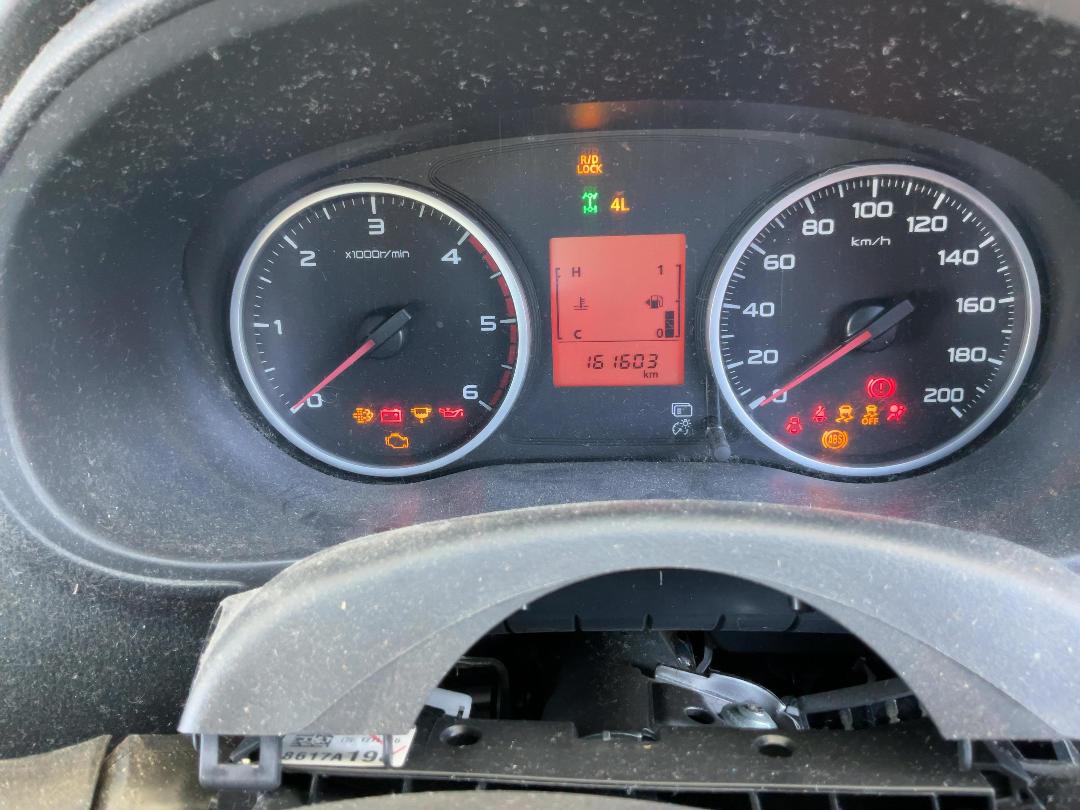 Photo '18' of Mitsubishi Triton D/CAB GLX