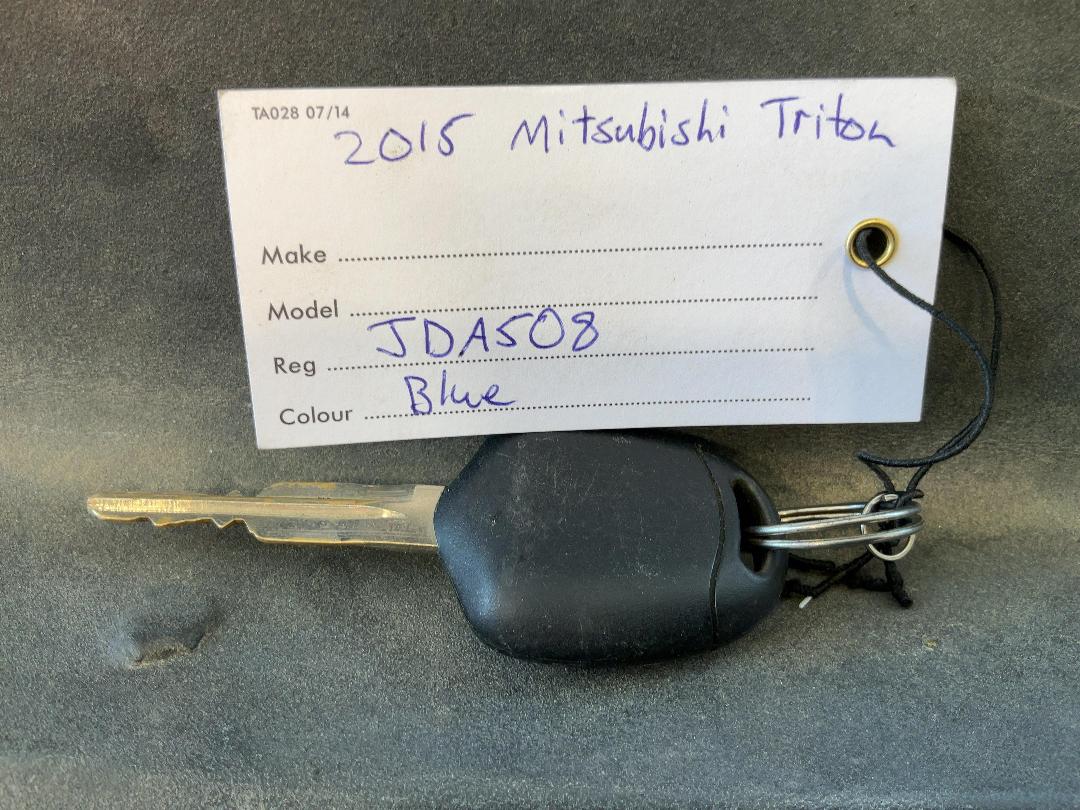 Photo '26' of Mitsubishi Triton D/CAB GLX