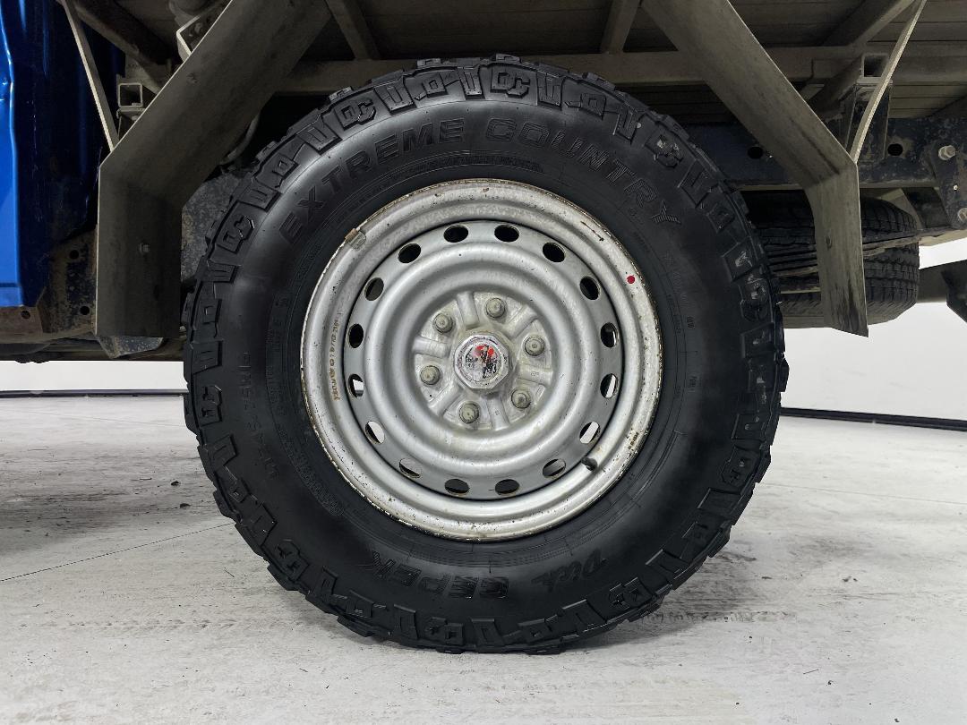 Photo '11' of Mitsubishi Triton