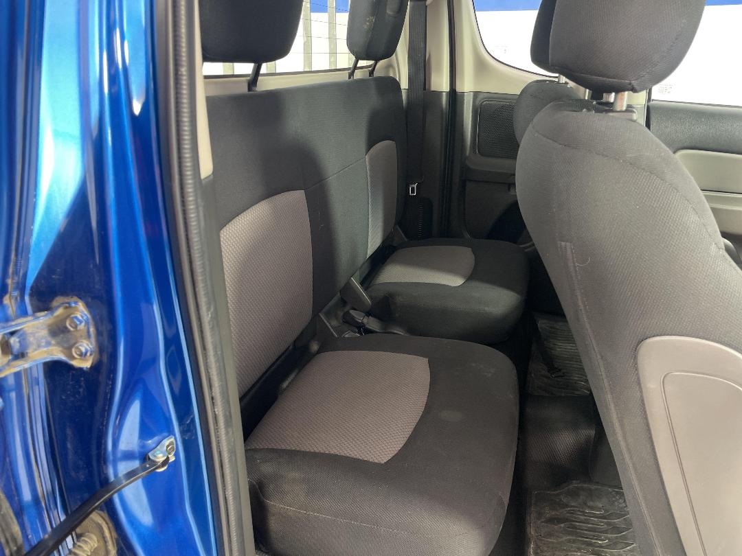 Photo '20' of Mitsubishi Triton