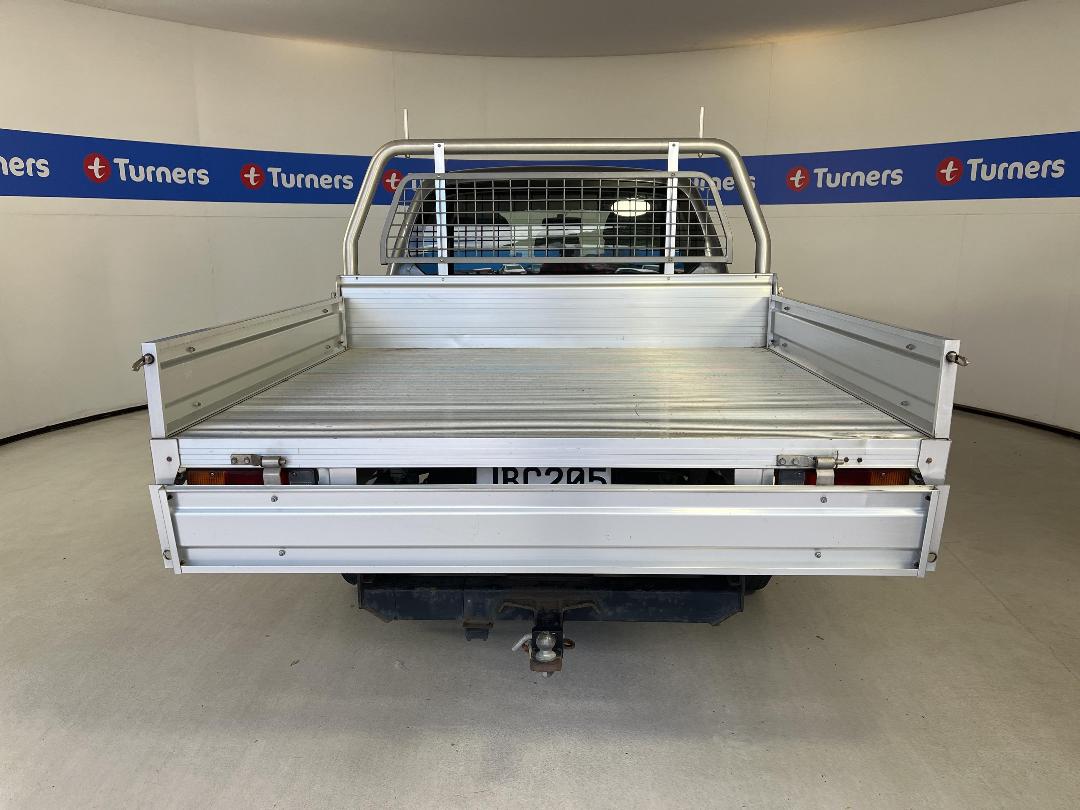 Photo '14' of Mitsubishi Triton