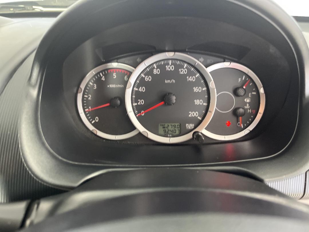 Photo '21' of Mitsubishi Triton