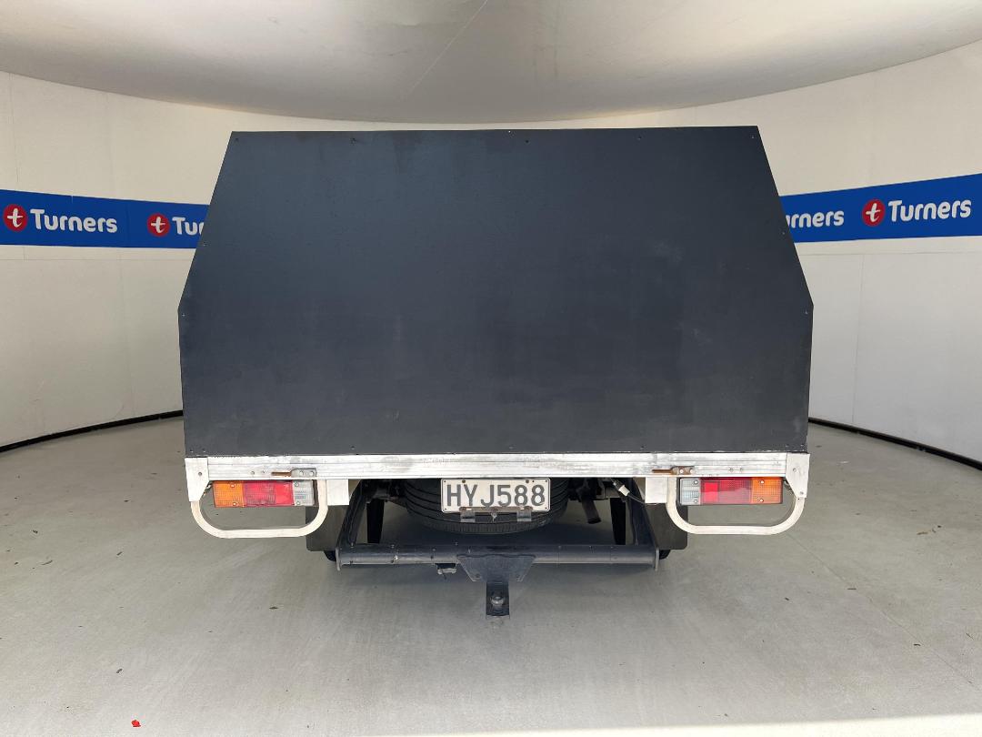 Photo '6' of Mitsubishi Triton