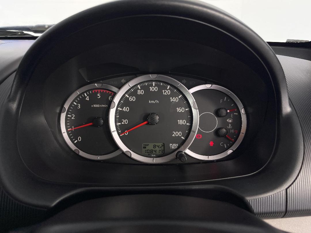 Photo '21' of Mitsubishi Triton