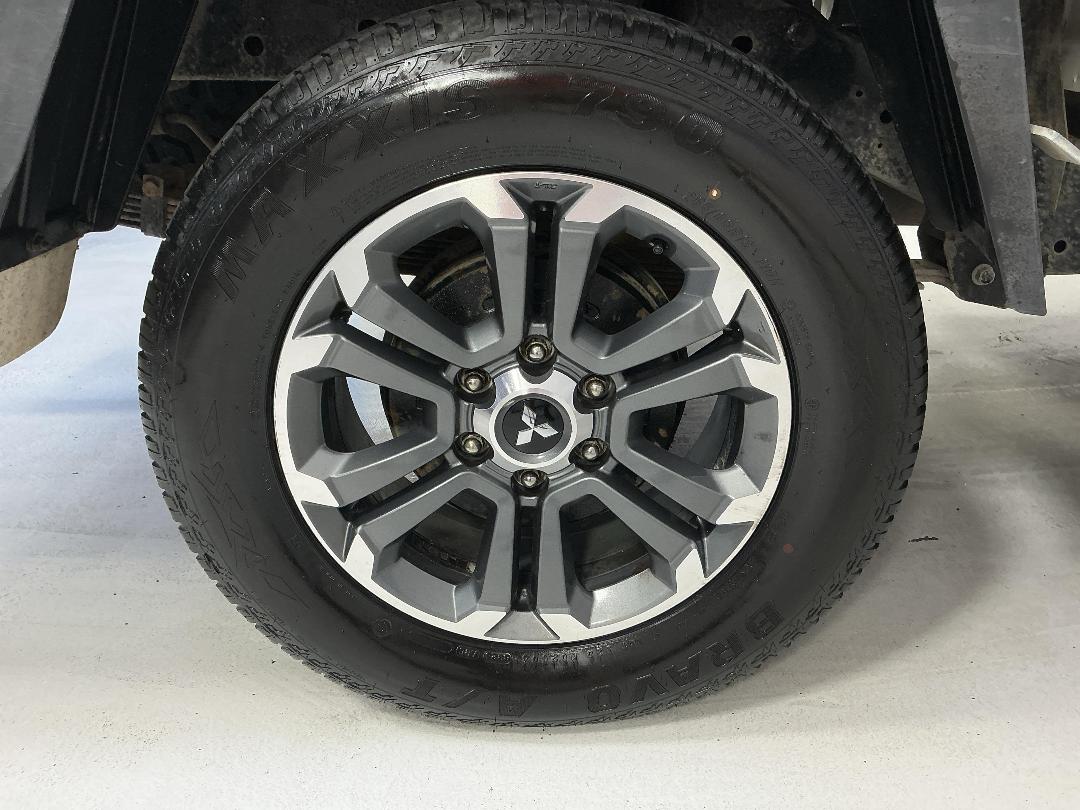 Photo '12' of Mitsubishi Triton Photo '12' of Mitsubishi Triton