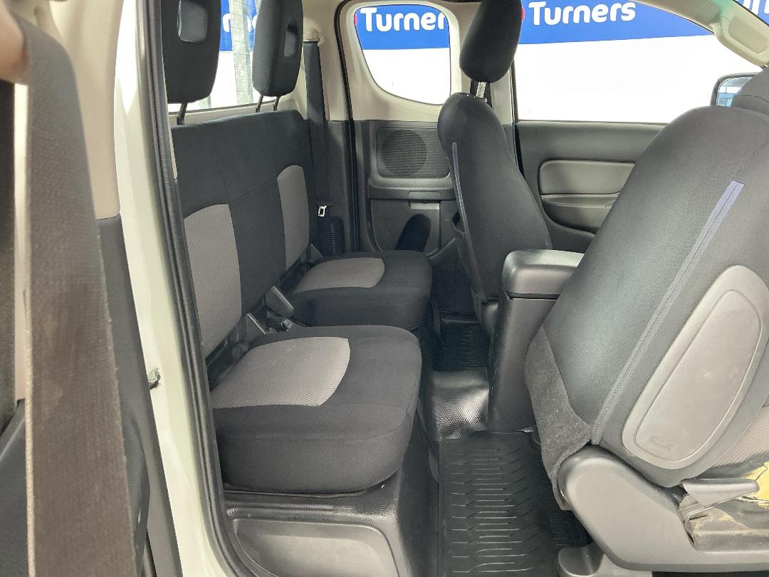 Photo '20' of Mitsubishi Triton Photo '20' of Mitsubishi Triton