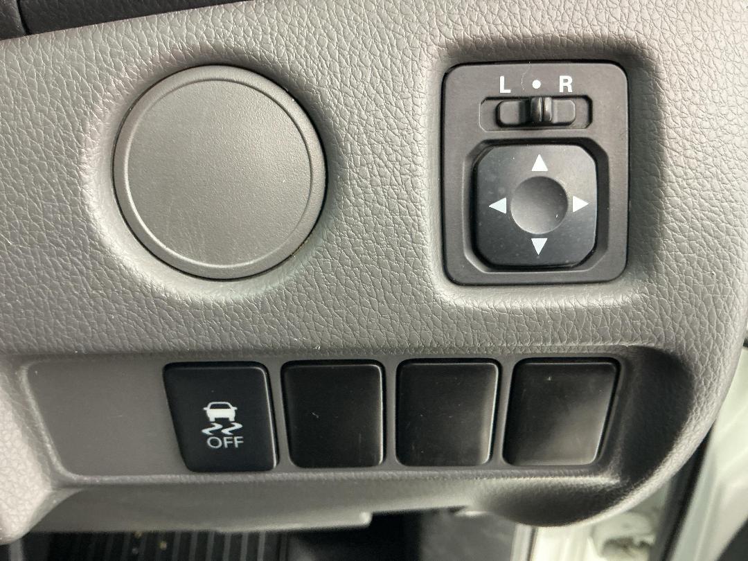 Photo '24' of Mitsubishi Triton Photo '24' of Mitsubishi Triton