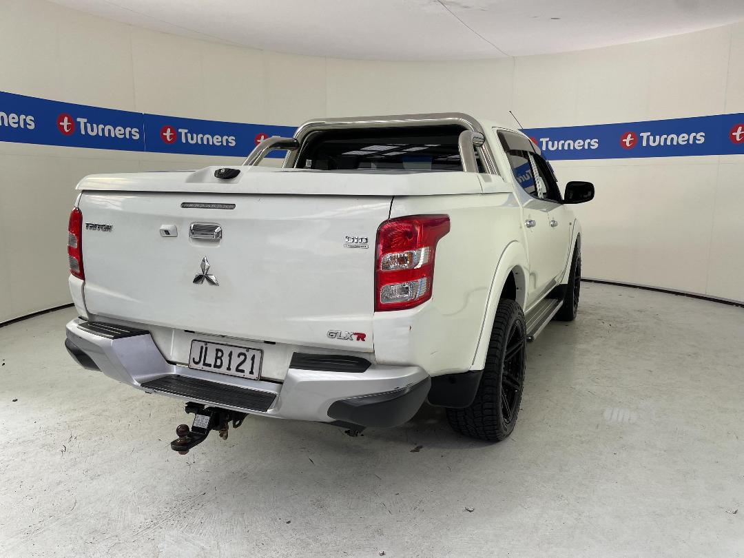 Photo '7' of Mitsubishi Triton Photo '7' of Mitsubishi Triton