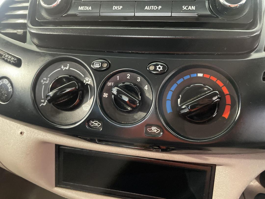 Photo '27' of Mitsubishi Triton Photo '27' of Mitsubishi Triton