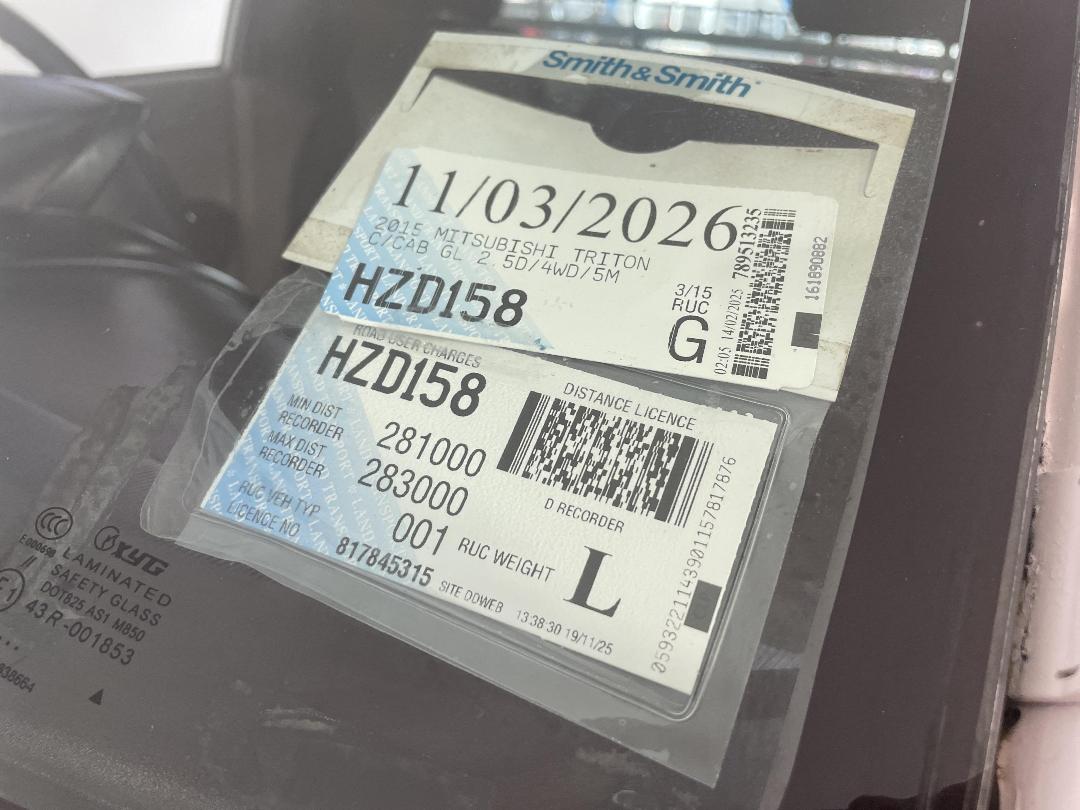 Photo '30' of Mitsubishi Triton Photo '30' of Mitsubishi Triton