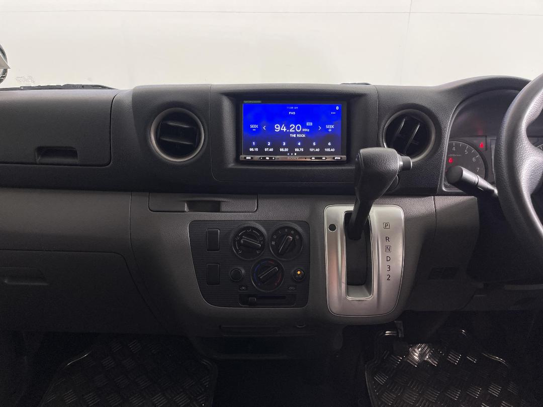 Photo '18' of Nissan Caravan Photo '18' of Nissan Caravan