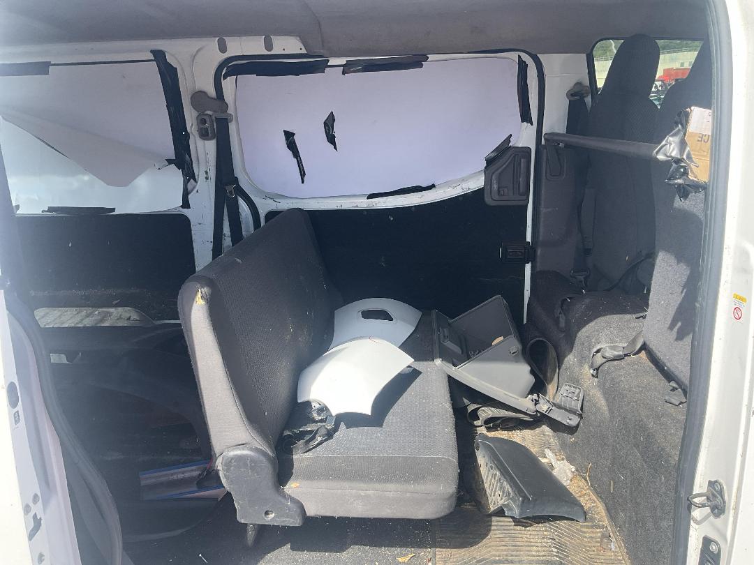 Photo '9' of Nissan Caravan NV350 Photo '9' of Nissan Caravan NV350