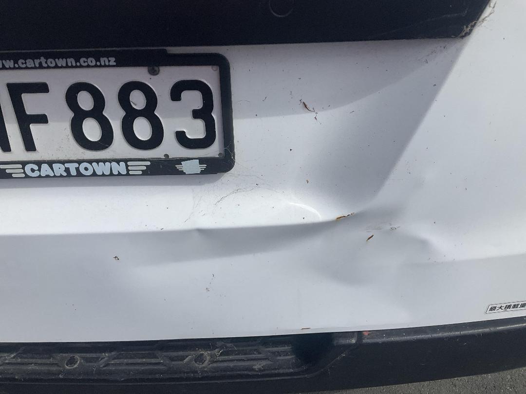 Photo '19' of Nissan Caravan NV350 Photo '19' of Nissan Caravan NV350