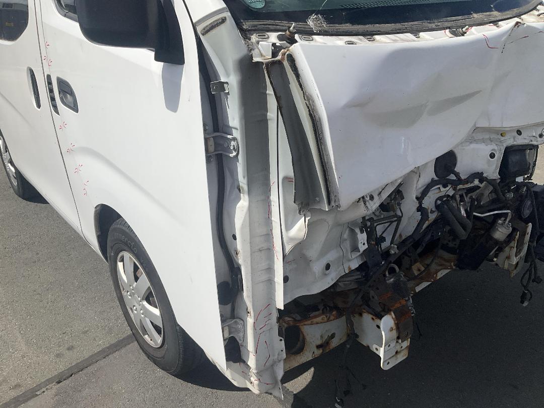 Photo '20' of Nissan Caravan NV350 Photo '20' of Nissan Caravan NV350