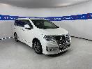 Thumbnail '1' of Nissan Elgrand