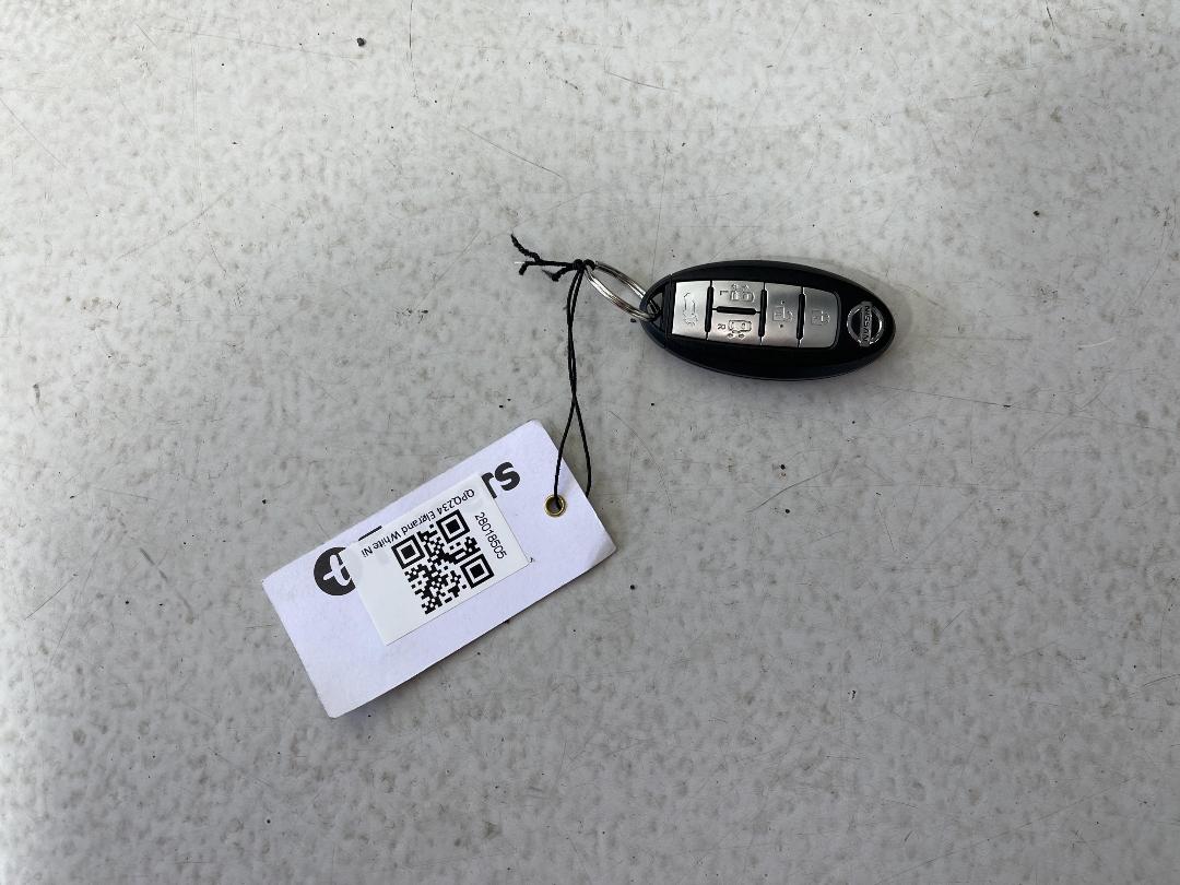 Photo '22' of Nissan Elgrand Photo '22' of Nissan Elgrand