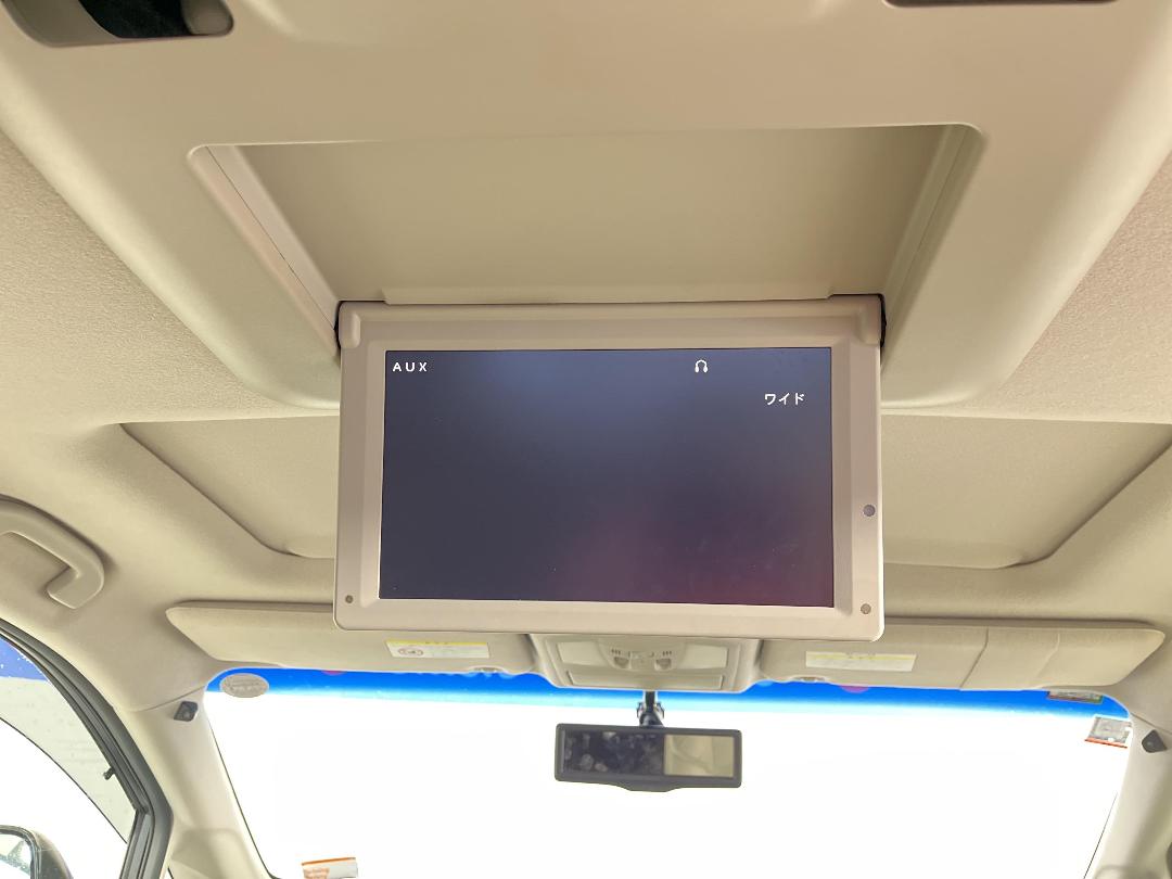 Photo '24' of Nissan Elgrand Photo '24' of Nissan Elgrand