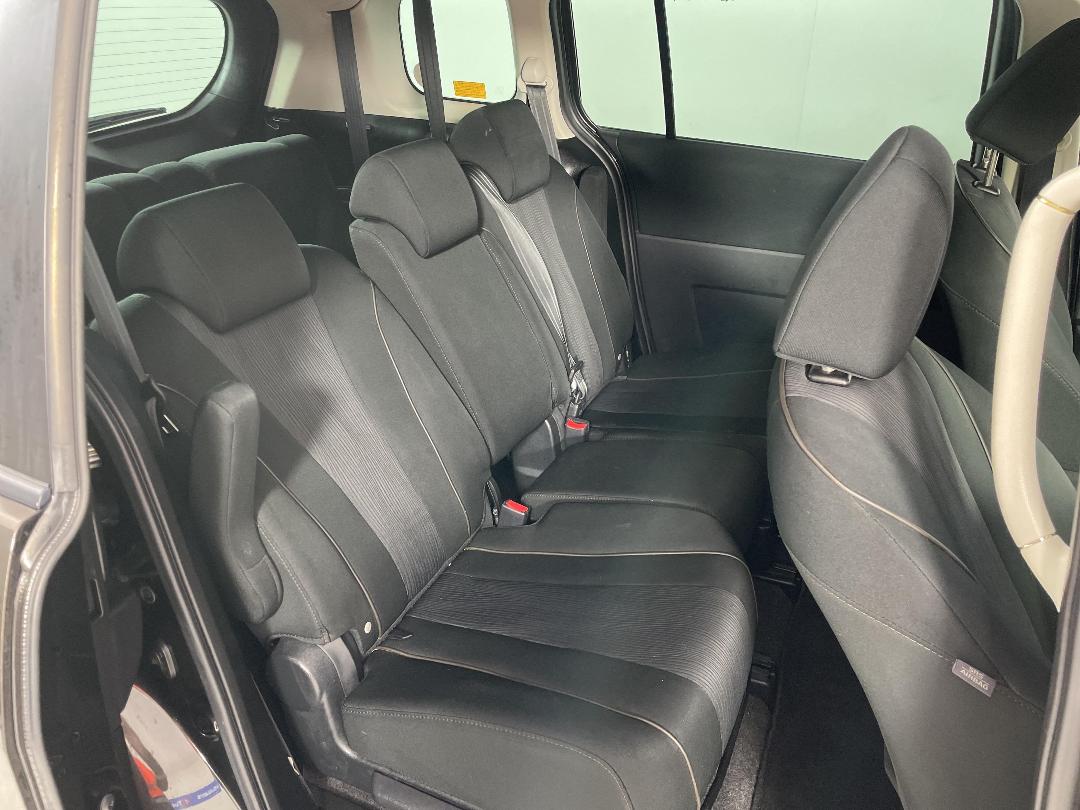 Photo '20' of Nissan Lafesta