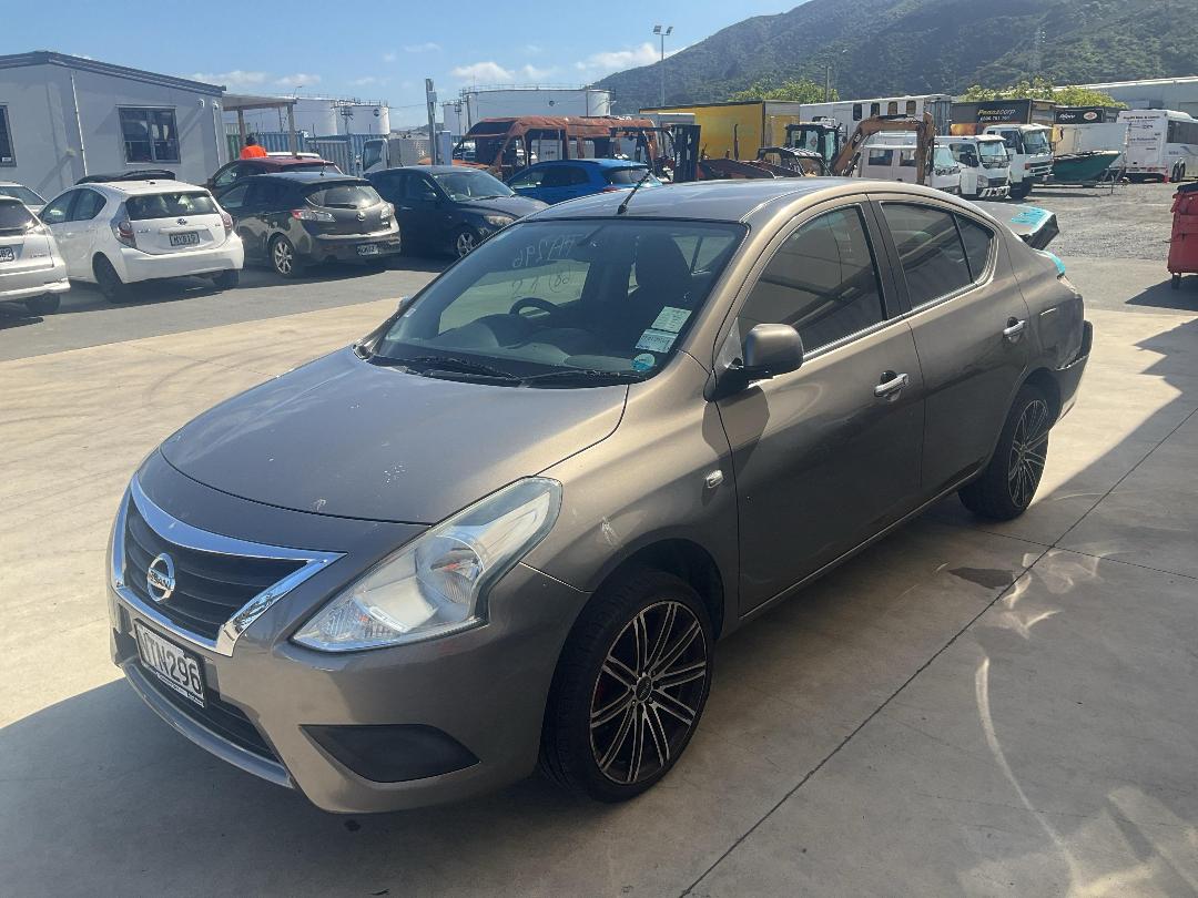 Photo '3' of Nissan Latio