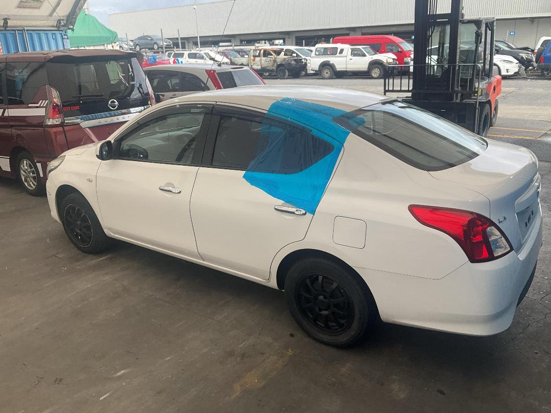 Photo '12' of Nissan Latio Photo '12' of Nissan Latio