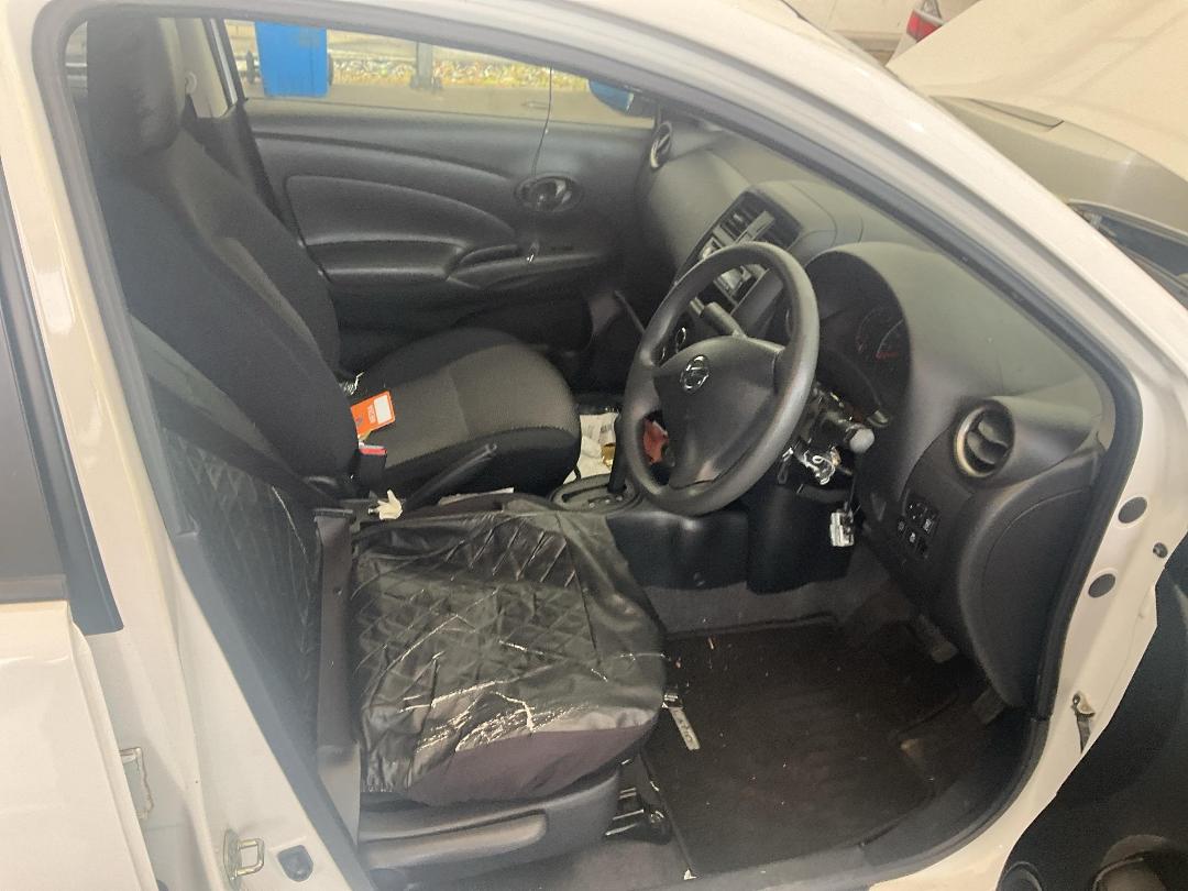 Photo '21' of Nissan Latio Photo '21' of Nissan Latio