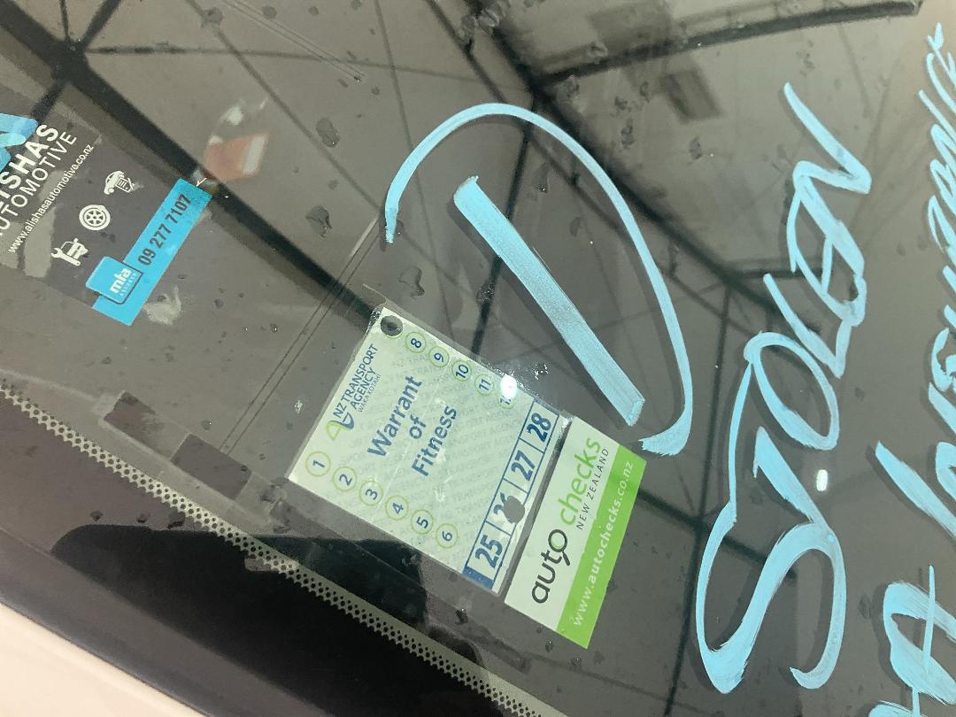 Photo '25' of Nissan Latio Photo '25' of Nissan Latio