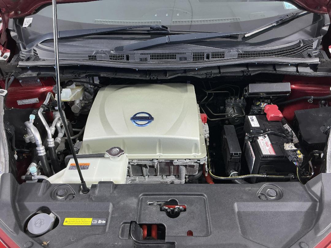 Photo '13' of Nissan Leaf